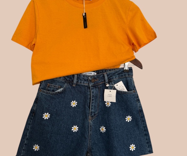 İKİLİ KOMBİN - KOT ŞORT VE BASIC T-SHIRT