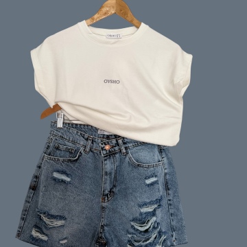 İKİLİ KOMBİN - KOT ŞORT VE BASIC T-SHIRT