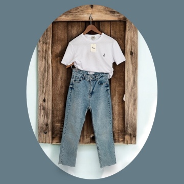  İKİLİ KOMBİN - JEAN VE BASIC T-SHIRT